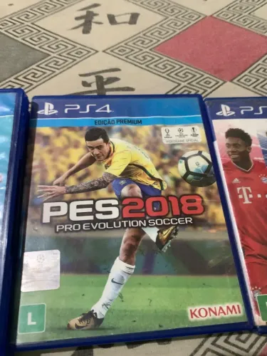 Duas Mídia física ps4 futebol