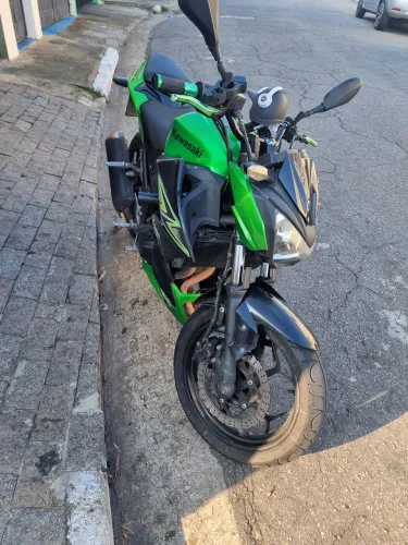 Kawasaki Z300 2016 | Mecânica Excelente | IPVA 2026 Pago