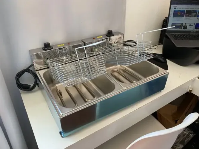 Fritadeira elétrica 10 Litros 2 cubas Pronta Entrega