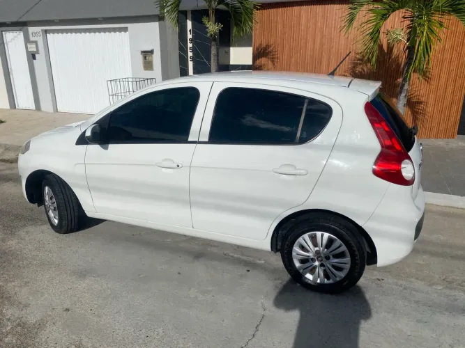 Fiat Palio Attractive 1.0 EVO Fire Flex 8V 5P 2015