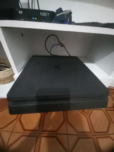 Playstation 4 slim