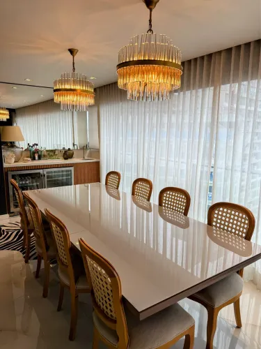 Mesa 8 cadeiras