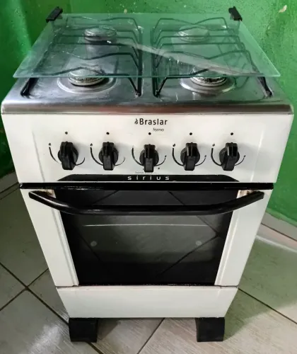 Fogão braslar bem conservado
