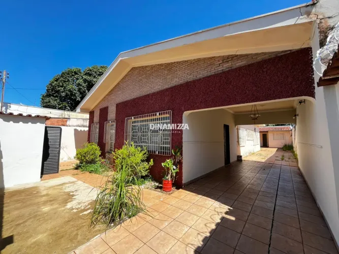 Casa para venda e locação no bairro Parque das Américas
