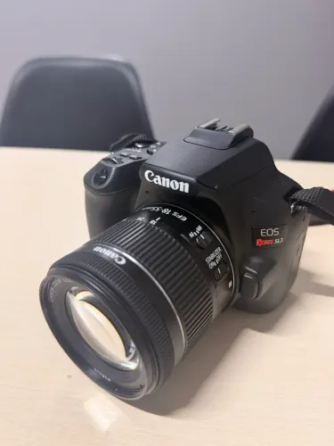 Câmera Cânon EOS Rebek SL3