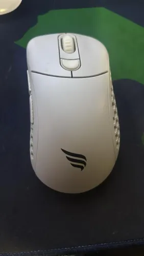  Vendo Mouse Gamer Morcego Fallen Sem Fio Semi Novo <br>ZAP *<br>Valor  220,00