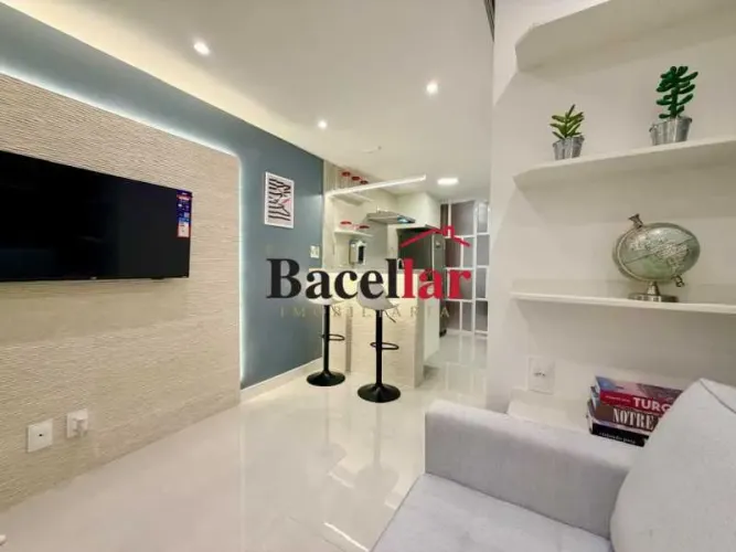 Studio : / Residencial / Centro