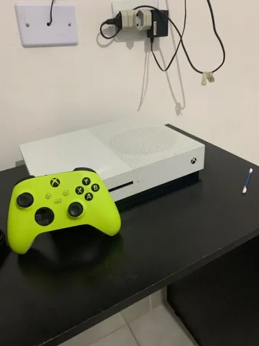Xbox one S tudo funcionando perfeitamente