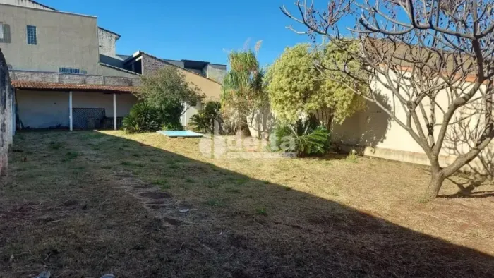 Terreno a venda no Bairro Tabajaras