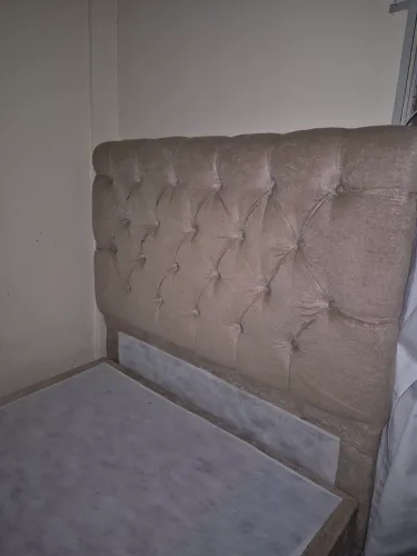 Cama com Cabeceira Estofada + Colchão | Bom Estado