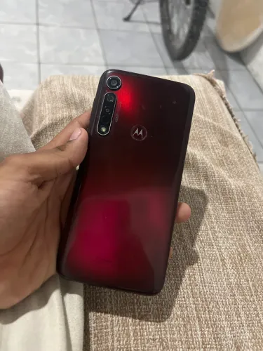 celular moto g8plus 