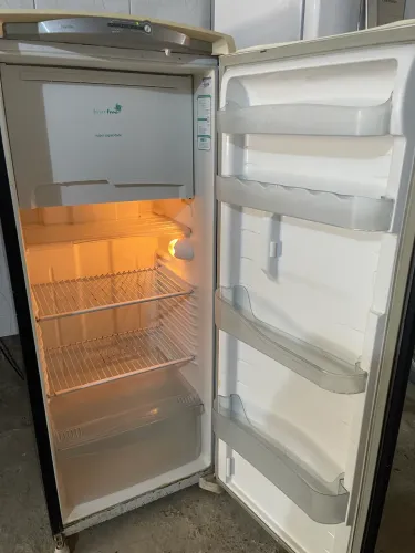 Geladeira Consul Frost Free