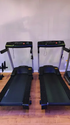 Esteira profissional Movement Run