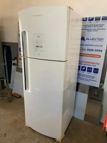 Geladeira Brastemp fross free nova top ótimo estado 2 portas grande ?
