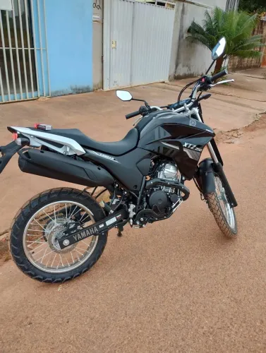 Yamaha XTZ Lander 250 - Bem cuidada - 72.000 km