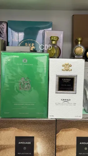 CLIVE CHRISTIAN TIMELES ANIVERSARY LACRADO 50ML RARO E DESCONTINUADO.