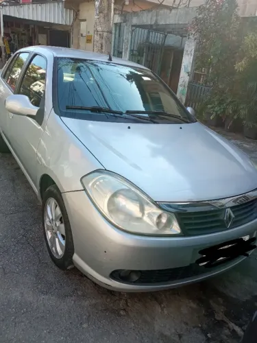 Renault Symbol Privilège Hi-flex 1.6 16V 4P 2013