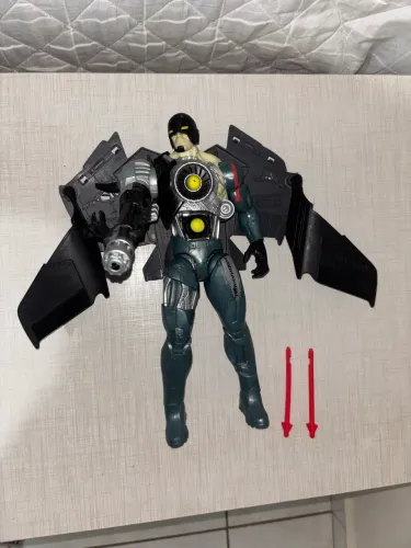 Boneco Max Steel Vilão