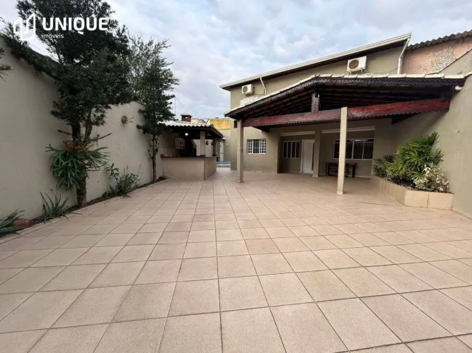 Casa com 4 dormitórios à venda por R$ 1.200.000 - Vila Assunção - Praia Grande/SP