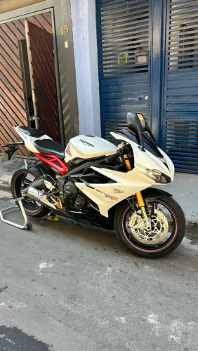 Triumph Daytona 675r 2016
