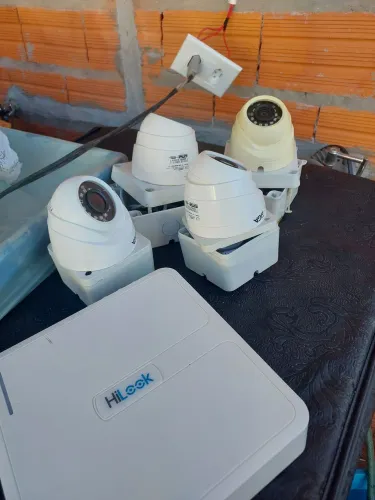 Kit Câmeras de Segurança + Gravador DVR