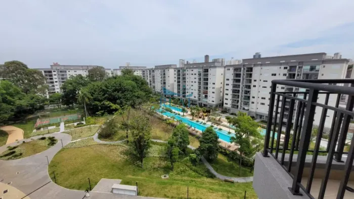 Apartamento no condomínio Raiz São Paulo Parque Resort, em Santo Amaro.