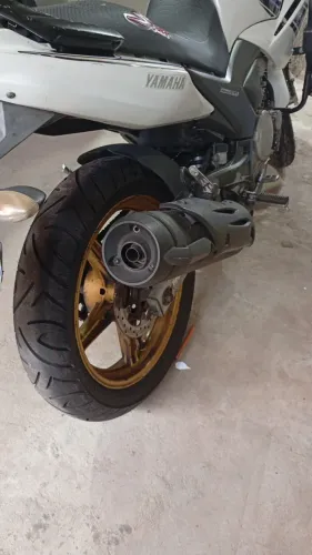 Moto em bom estado de conservação 