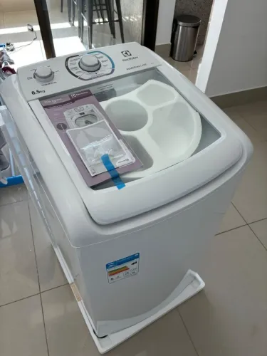 Lavadora de Roupas Electrolux com Diluição Inteligente 8,5kg