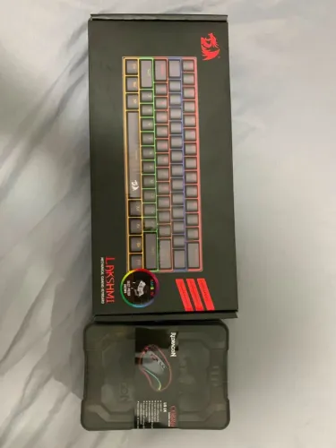 Mouse redragon cobra e teclado mecânico lakshmi 