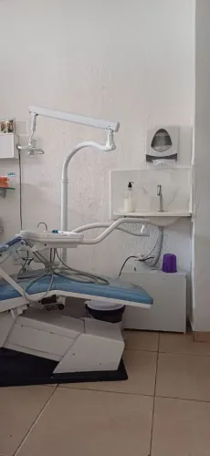 Cadeira odontologica com complemento