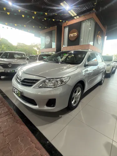 Toyota Corolla XLI 1.8/1.8 Flex 16V Aut. 2013