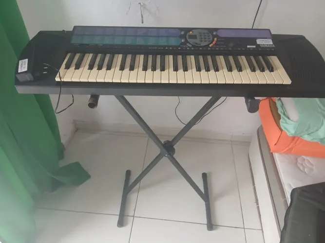 Teclado yamaha