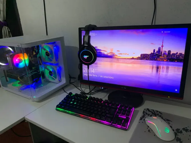 Vendo PC Gamer Completo Tudo funcionando.