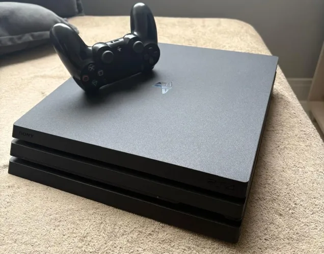 PlayStation 4 Pro de 1 TB