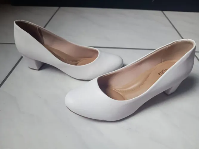 Vendo Sapato Social 38 Branco
