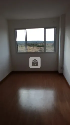 Apartamento com 45m² para locação no bairro Pequis