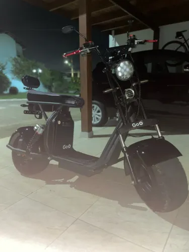 Scooter 1000w , da marca Goo
