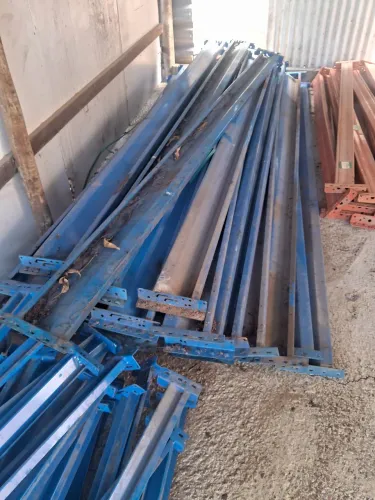 Longarinas para porta pallets -3,30 metros cor azul