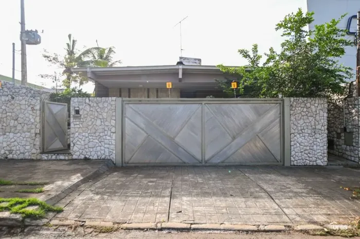 Casa comercial no Setor Sul