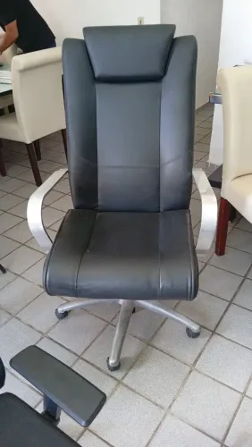 Vendo cadeira presidente