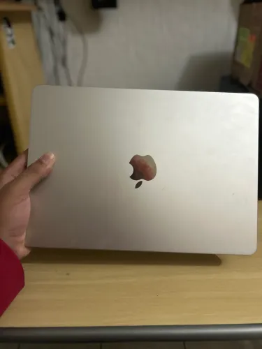 MacBook Air M2