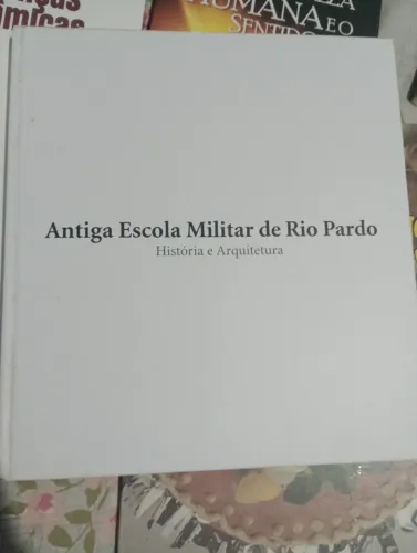 Livro antiga escola militar de rio pardo
