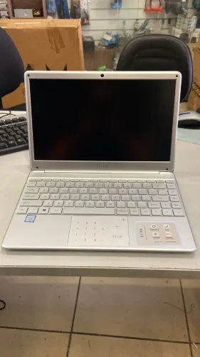Notebook Multilaser Ultra UB433 Core i3 7020u 4GB SSD 120GB Tela 14 HD Novo Mostruario 