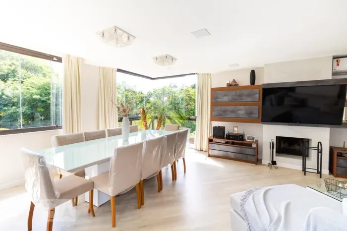 Casa à Venda - Tucuruvi, 3 Quartos, 700 m2