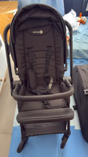 Kit carrinho, Moisés e bebê conforto Safity1st 