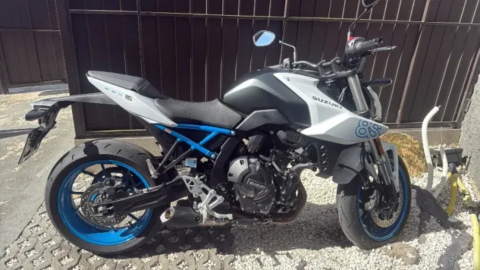 Suzuki GSX-8S - 8.500 km - Toda Original - IPVA 2026 Pago