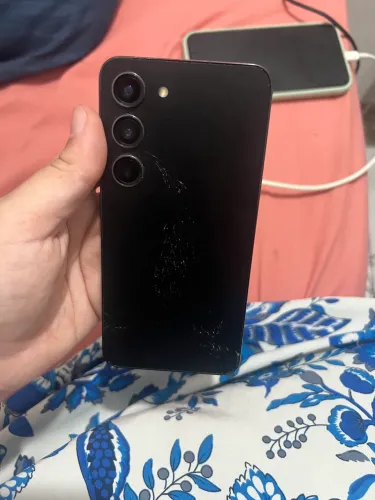 Samsung S23