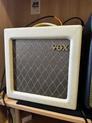 Amplificador Vox AC4TV 4W 1W 0,25W valvulado