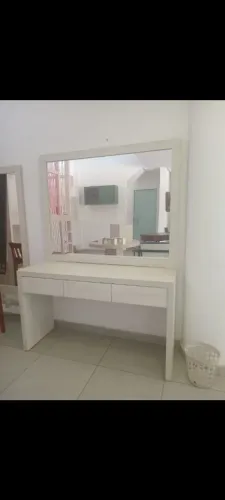 Penteadeira Nova com espelho 