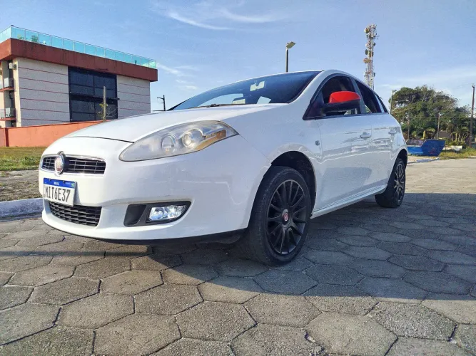 Fiat Bravo Essence 1.8 Flex 16V 5P 2012